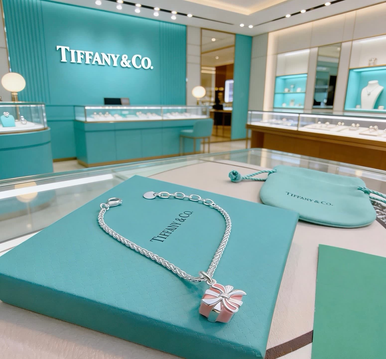 Tiffany & Co. Elsa Peretti® Pink Enamel Diamond Charm Bracelet